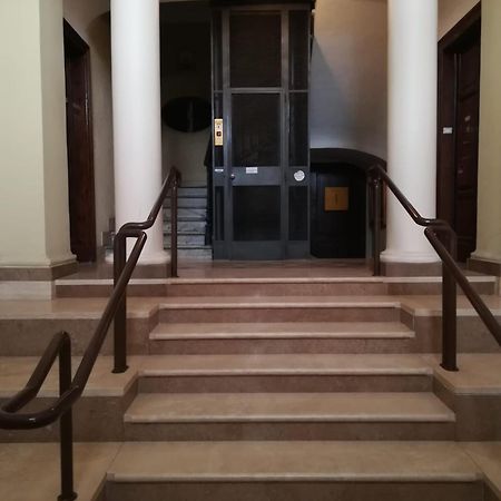 Colosseo Luxe Apartment In The Center Of Roma Ngoại thất bức ảnh