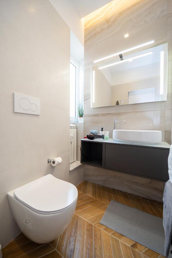Colosseo Luxe Apartment In The Center Of Roma Ngoại thất bức ảnh