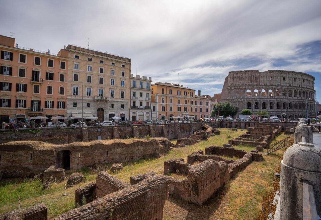 Colosseo Luxe Apartment In The Center Of Roma Ngoại thất bức ảnh