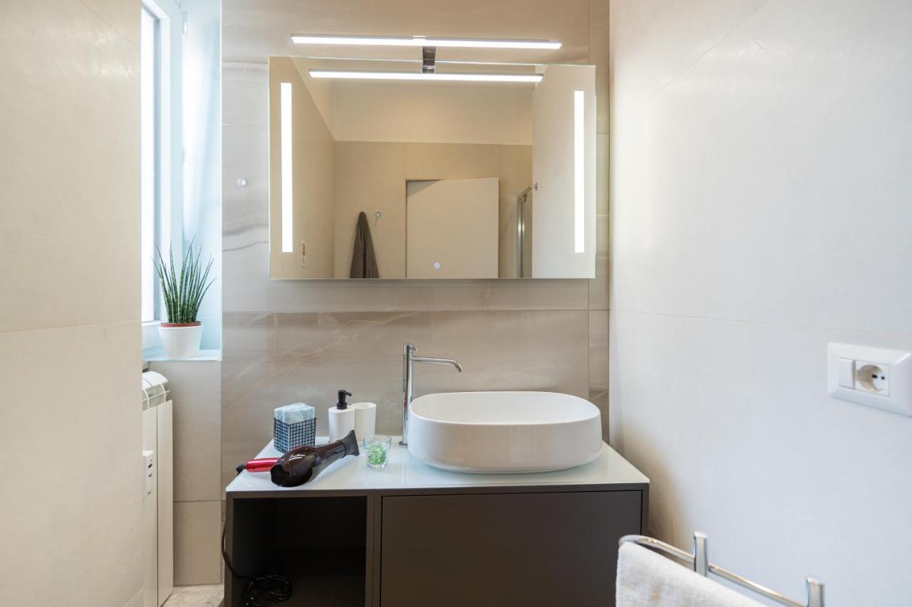 Colosseo Luxe Apartment In The Center Of Roma Ngoại thất bức ảnh