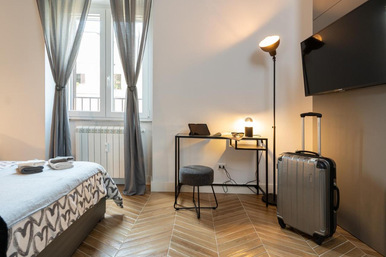 Colosseo Luxe Apartment In The Center Of Roma Ngoại thất bức ảnh