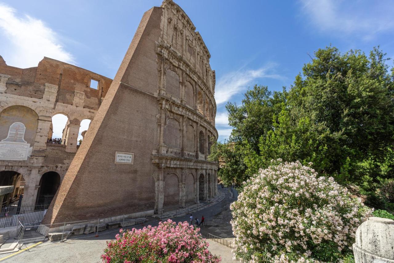 Colosseo Luxe Apartment In The Center Of Roma Ngoại thất bức ảnh
