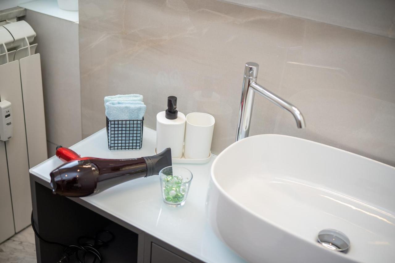 Colosseo Luxe Apartment In The Center Of Roma Ngoại thất bức ảnh