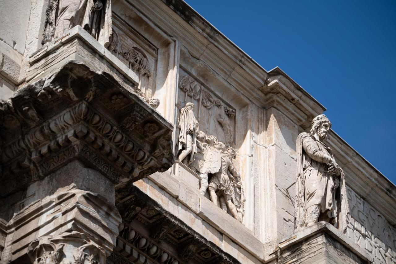 Colosseo Luxe Apartment In The Center Of Roma Ngoại thất bức ảnh