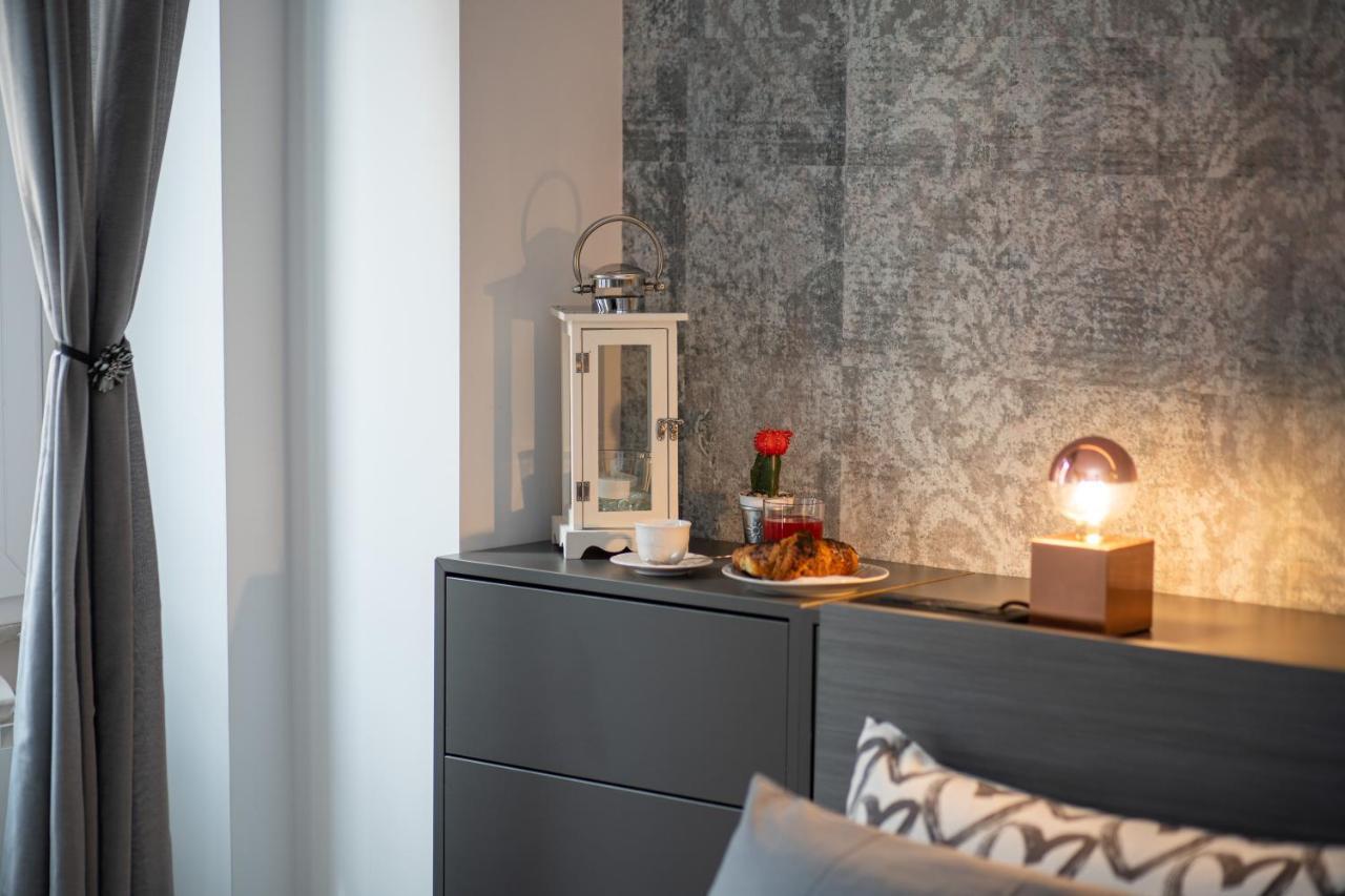 Colosseo Luxe Apartment In The Center Of Roma Ngoại thất bức ảnh